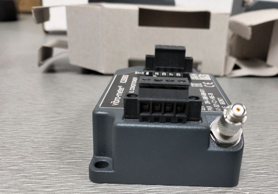 IQS900 204-900-000-011 Signal Conditioner IQS900 204-900-000-011-A1-B31-C1-H10-I0